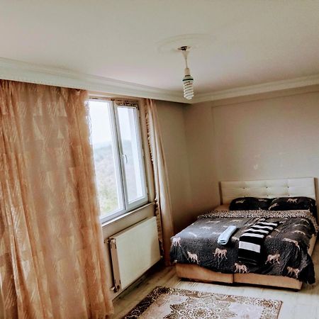 Ahmet Teacher Hotel, 5 Minutes From The Airport Arnavutkoy Екстериор снимка