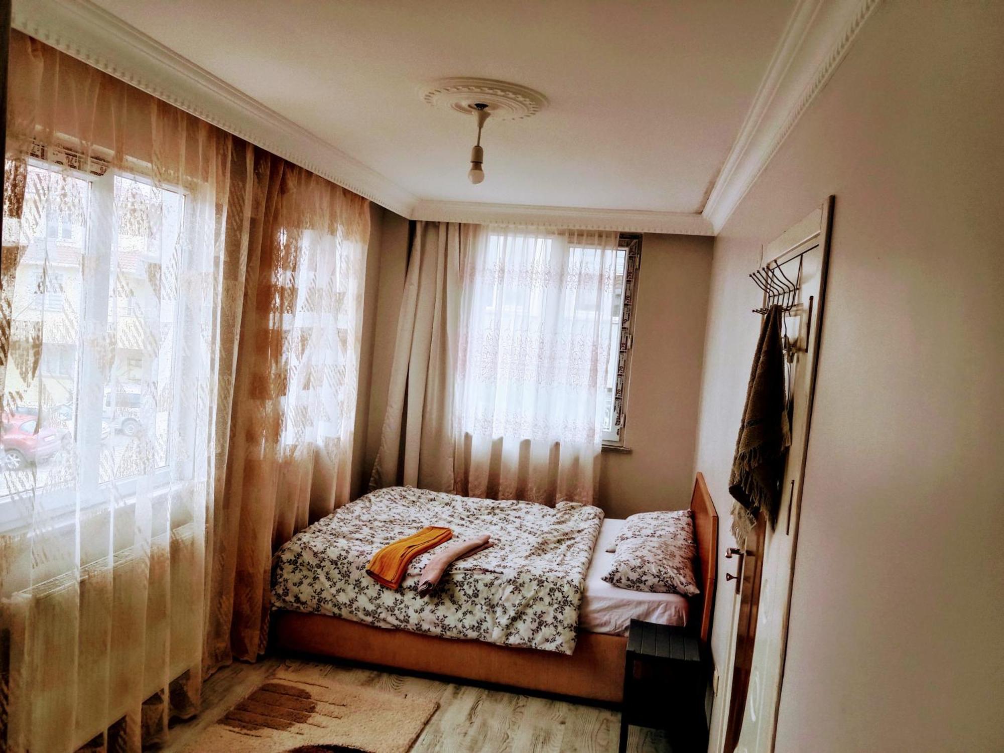 Ahmet Teacher Hotel, 5 Minutes From The Airport Arnavutkoy Екстериор снимка