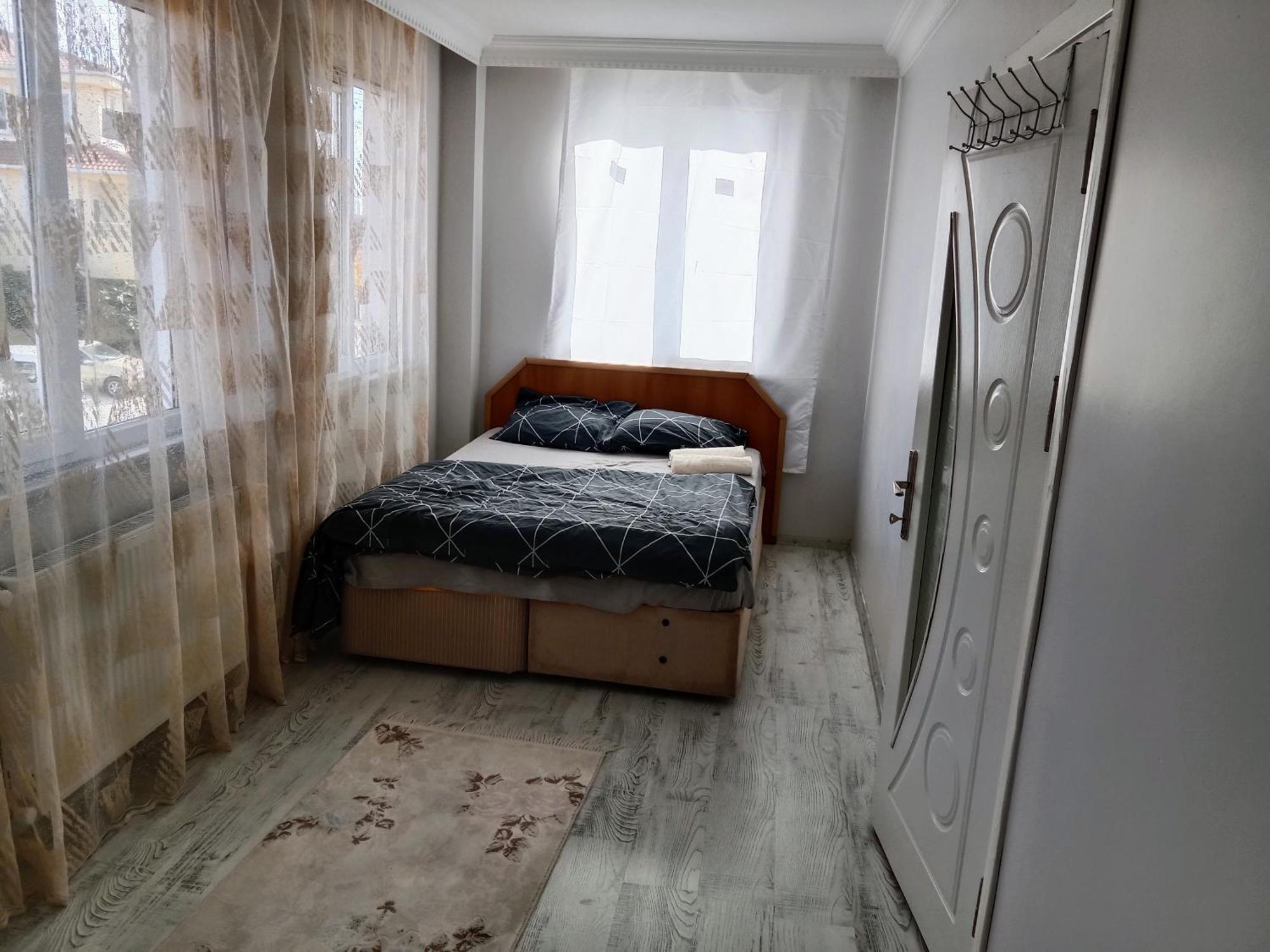 Ahmet Teacher Hotel, 5 Minutes From The Airport Arnavutkoy Екстериор снимка