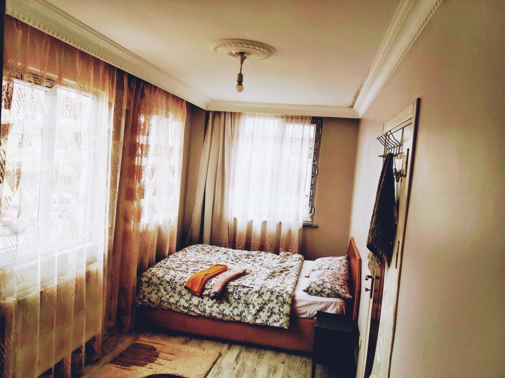 Ahmet Teacher Hotel, 5 Minutes From The Airport Arnavutkoy Екстериор снимка